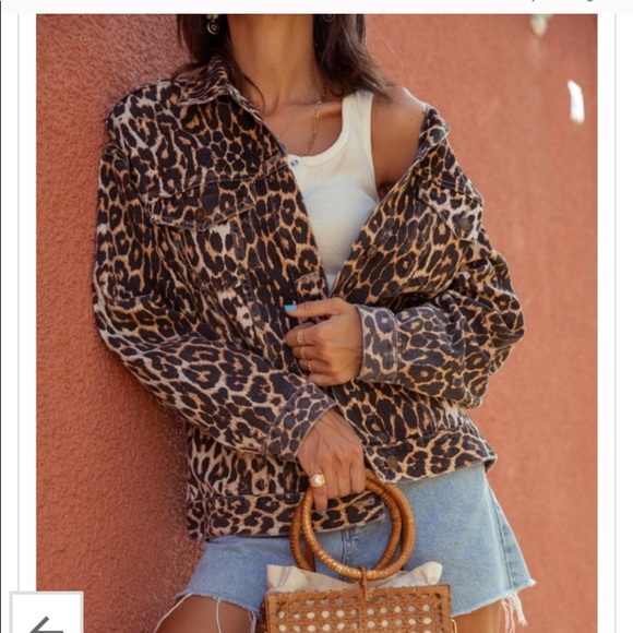 Animal Print jean jacket - Picture 4 of 6